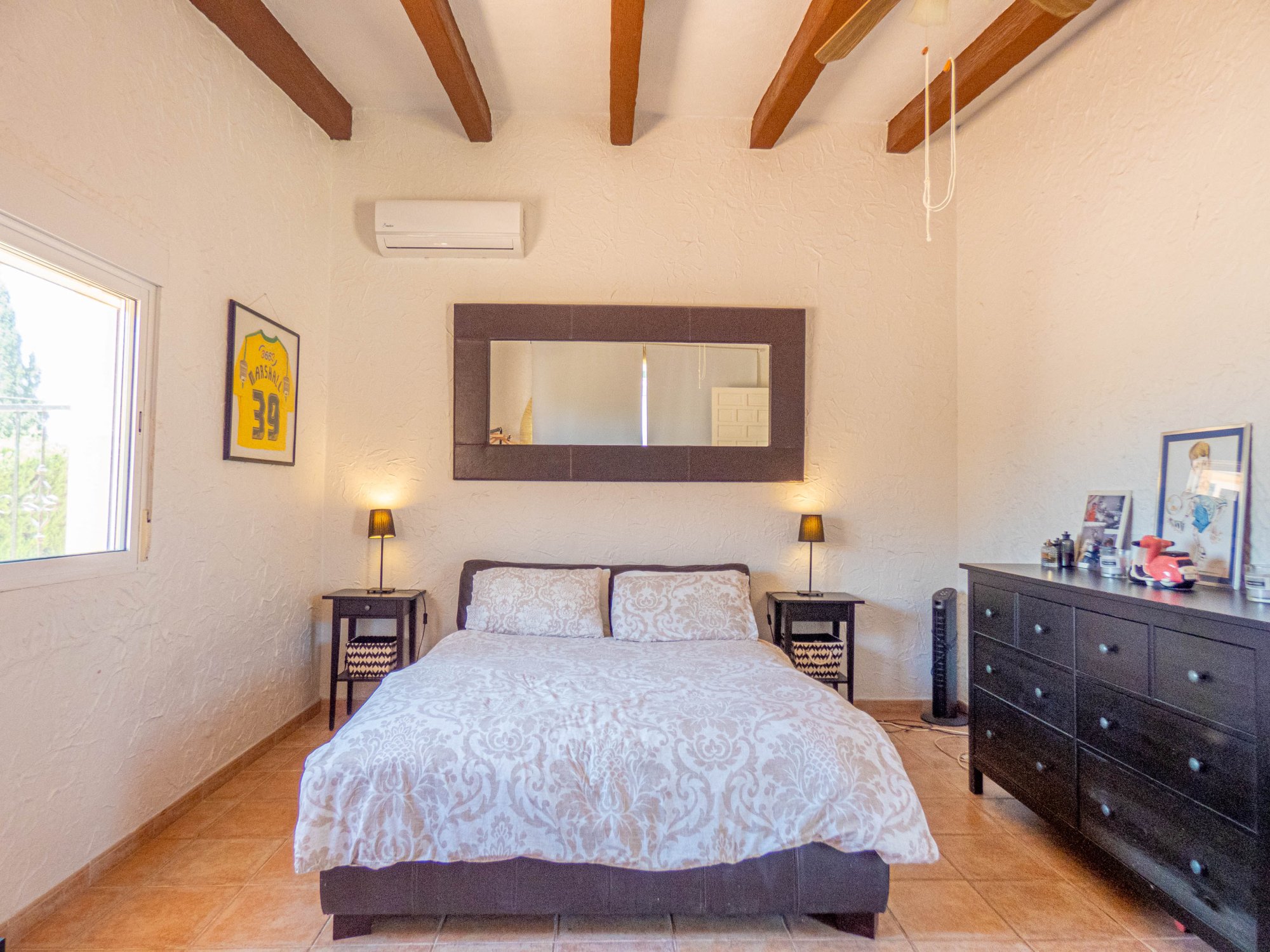Villa for Sale in Heredades, Alicante