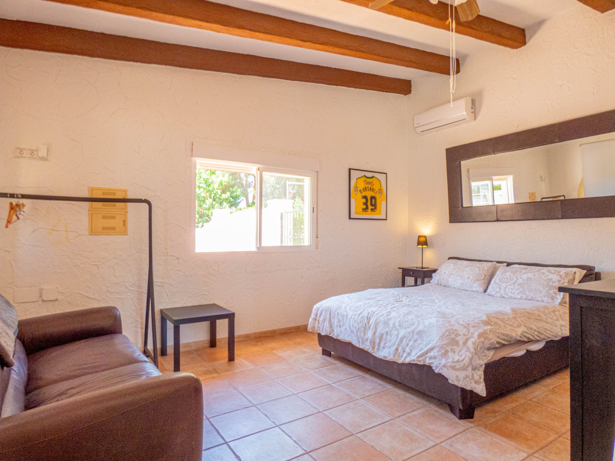 Villa for Sale in Heredades, Alicante