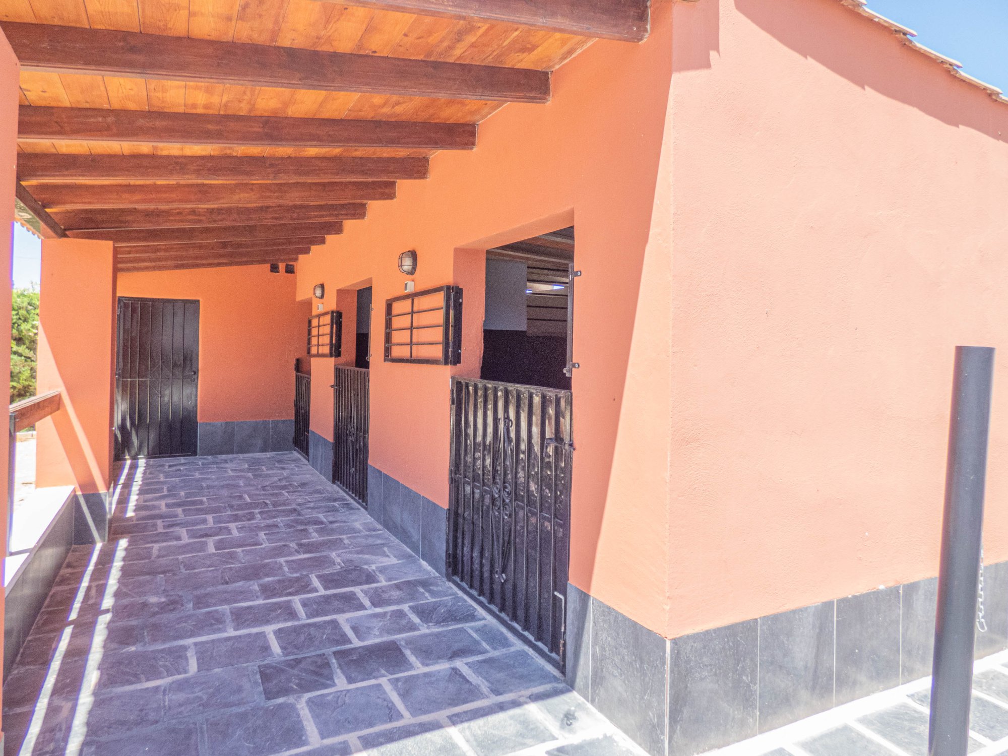 Villa for Sale in Heredades, Alicante