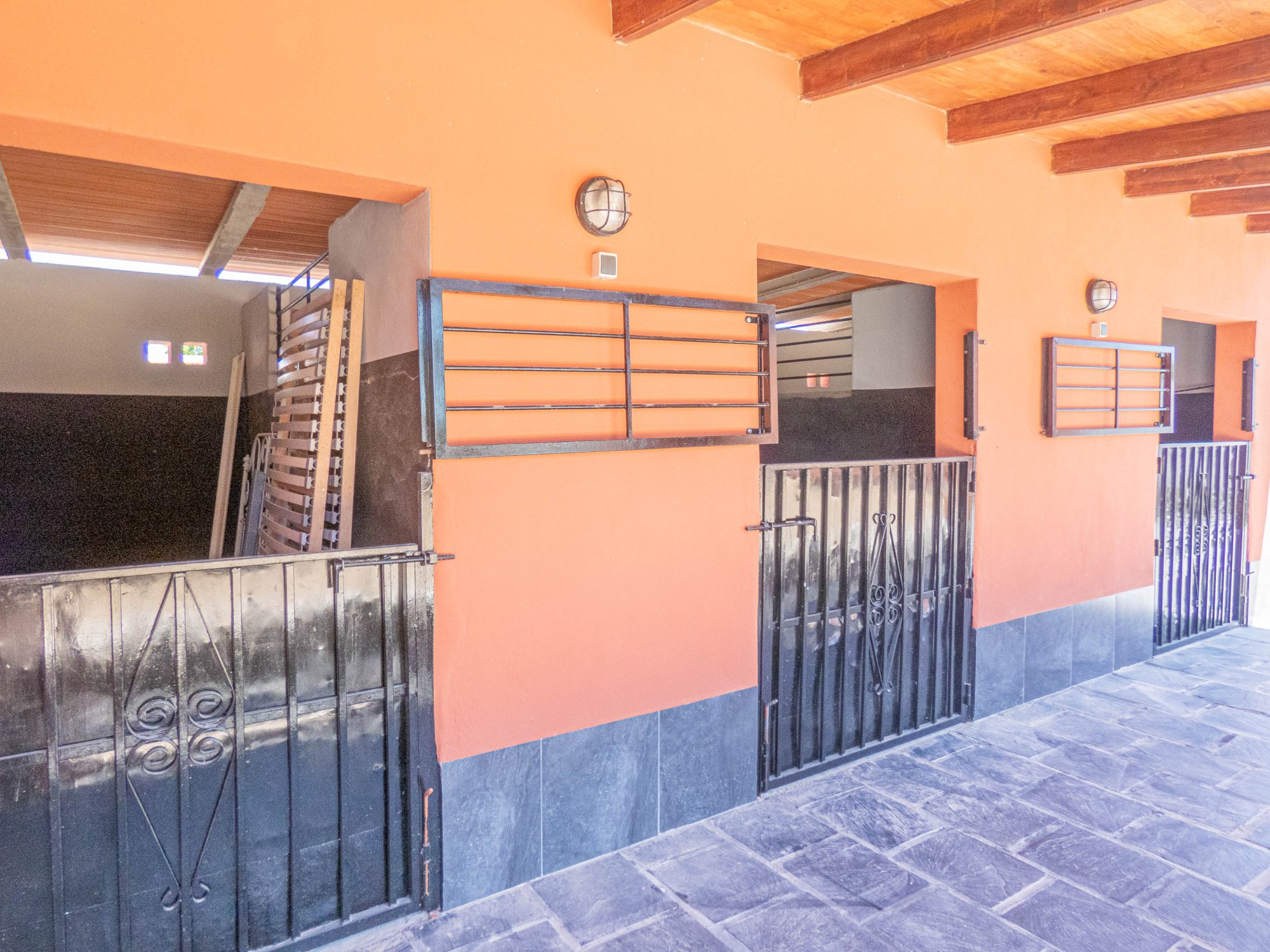 Villa for Sale in Heredades, Alicante