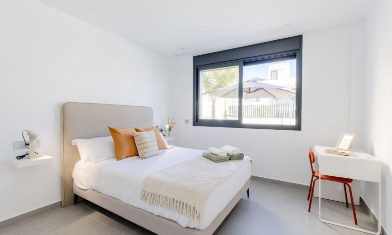 Villa for Sale in Algorfa, Alicante