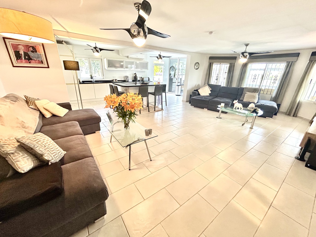 Villa for Sale in Catral, Alicante