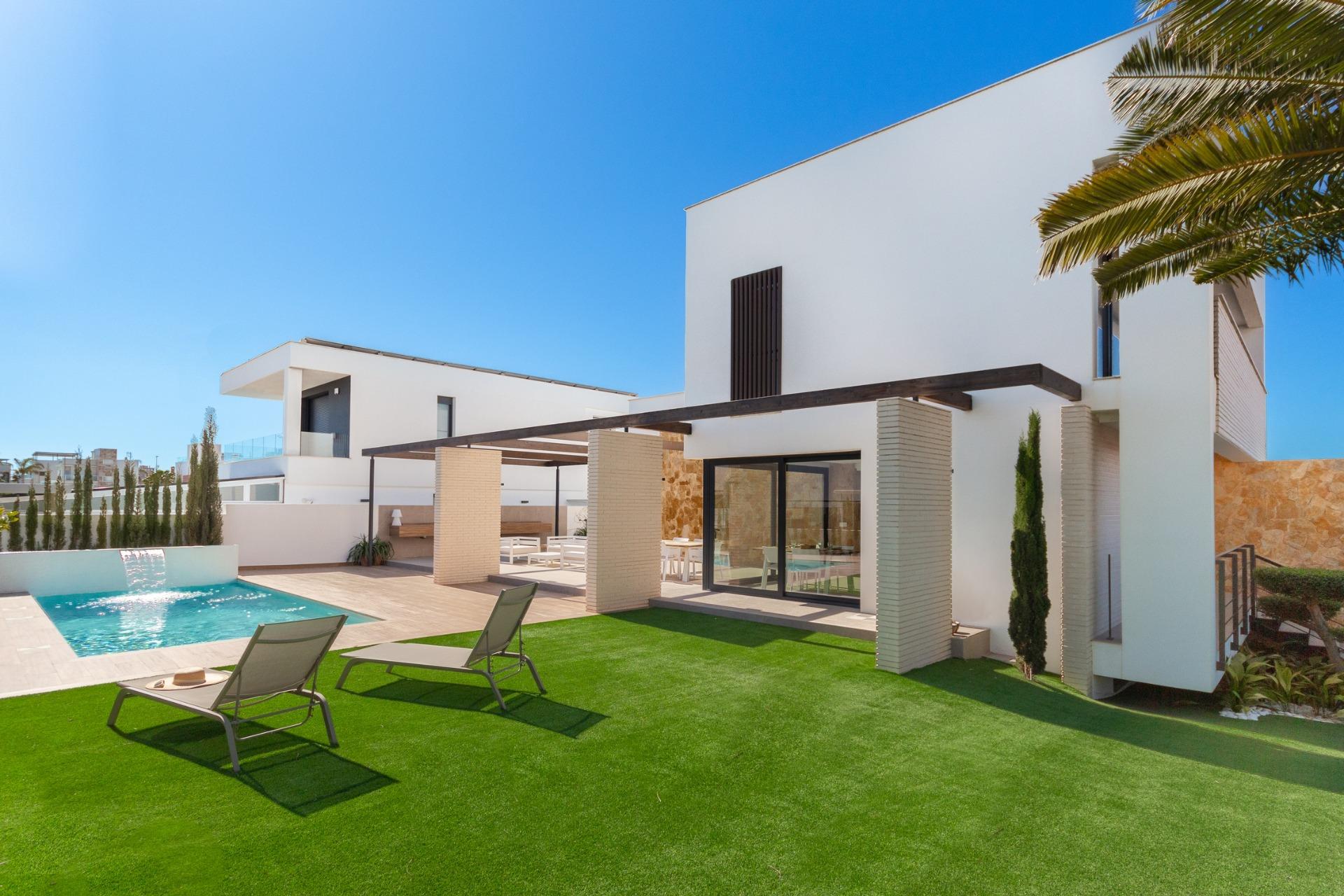 NEW BUILD VILLAS IN PINOSO