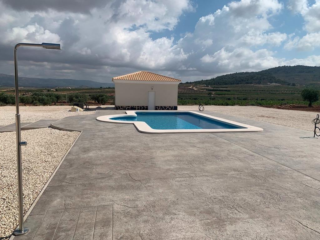 NEW BUILD VILLAS IN PINOSO