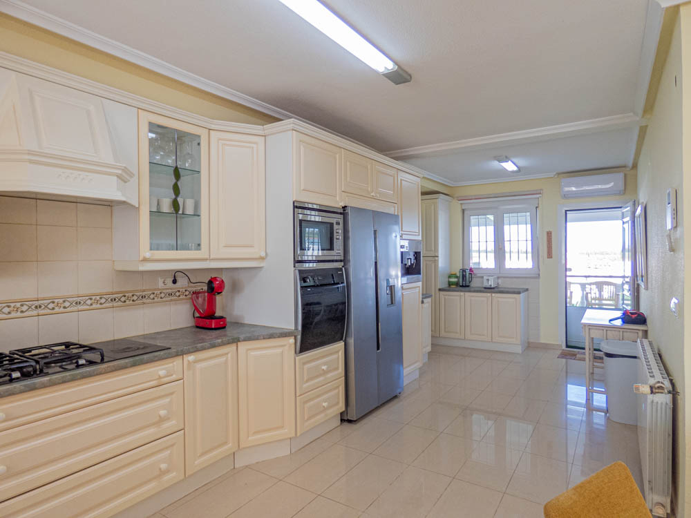 Villa for Sale in San Miguel de Salinas, Alicante