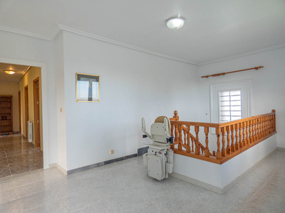 Villa for Sale in San Miguel de Salinas, Alicante