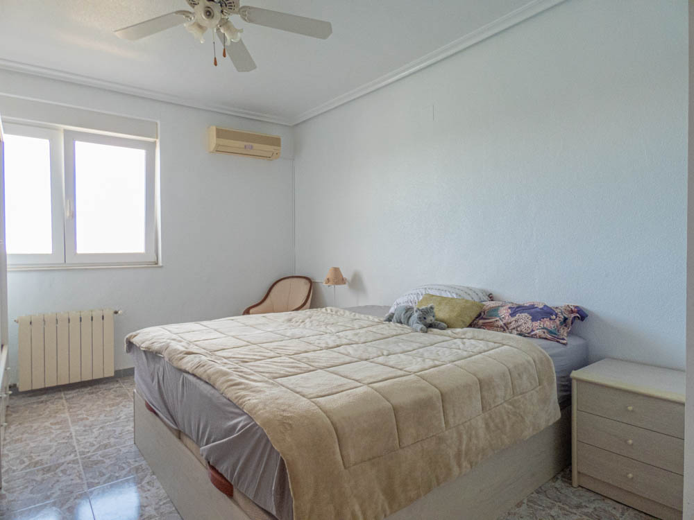 Villa for Sale in San Miguel de Salinas, Alicante