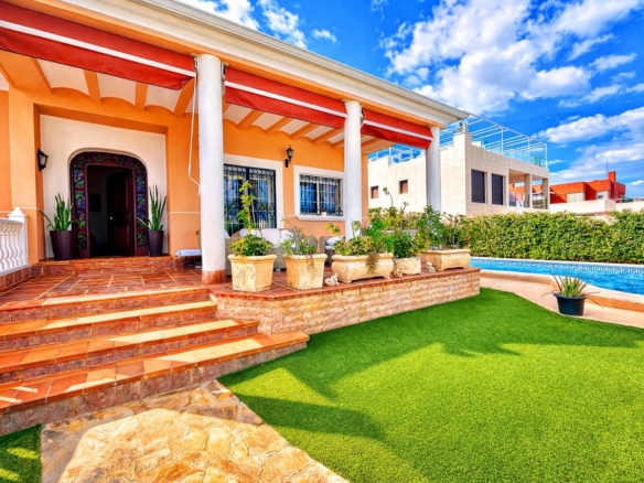 Villa for Sale in La Mata, Alicante