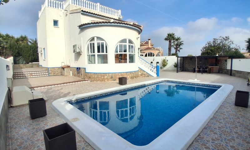 Villa for Sale in Rojales, Alicante