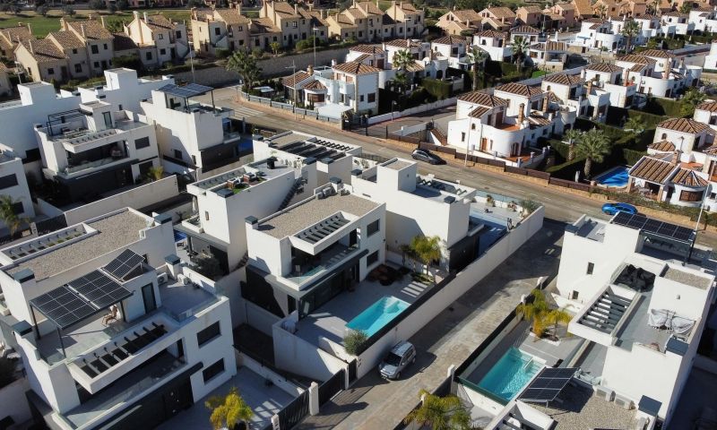 Villa for Sale in Algorfa, Alicante