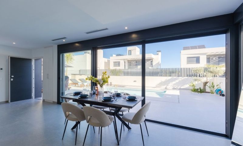 Villa for Sale in Algorfa, Alicante