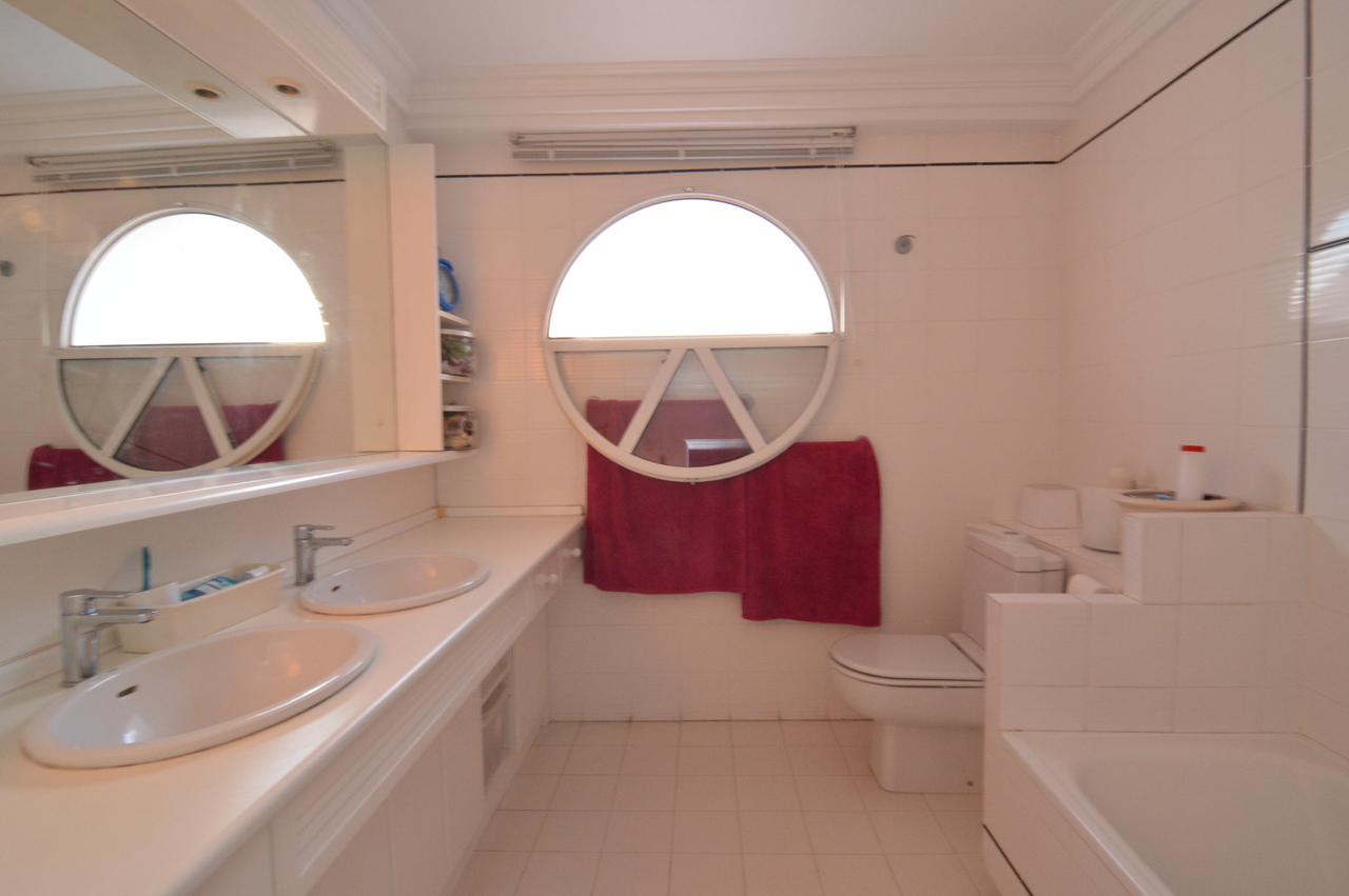 Villa for Sale in Torrevieja, Alicante