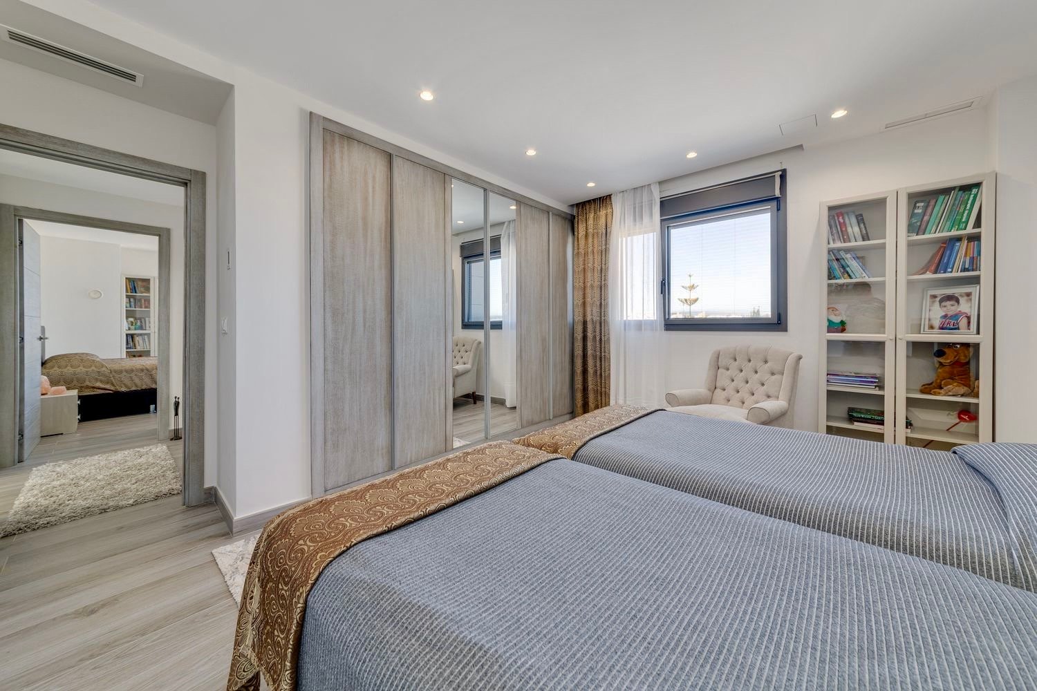 Villa for Sale in Torrevieja, Alicante