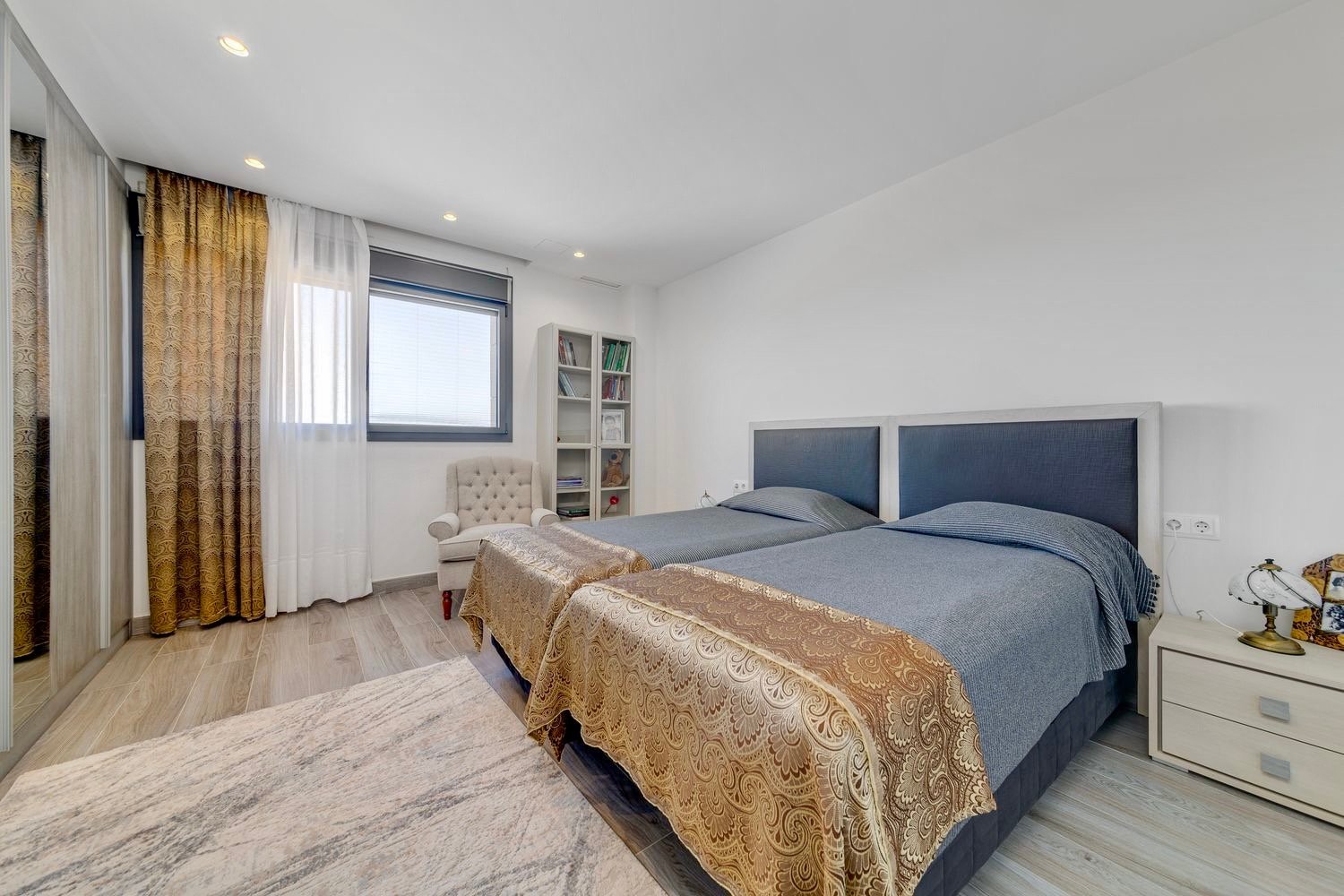 Villa for Sale in Torrevieja, Alicante