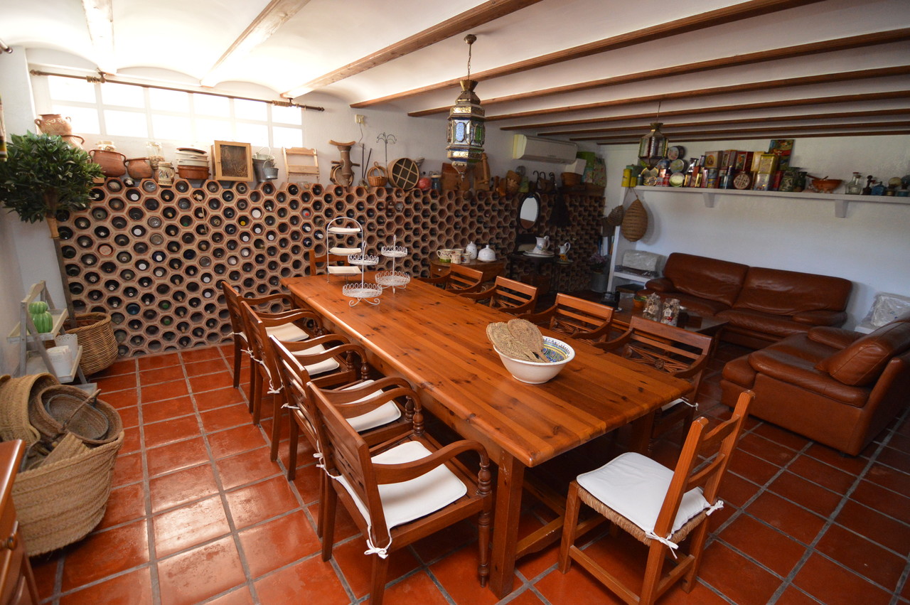 Villa for Sale in Torrevieja, Alicante