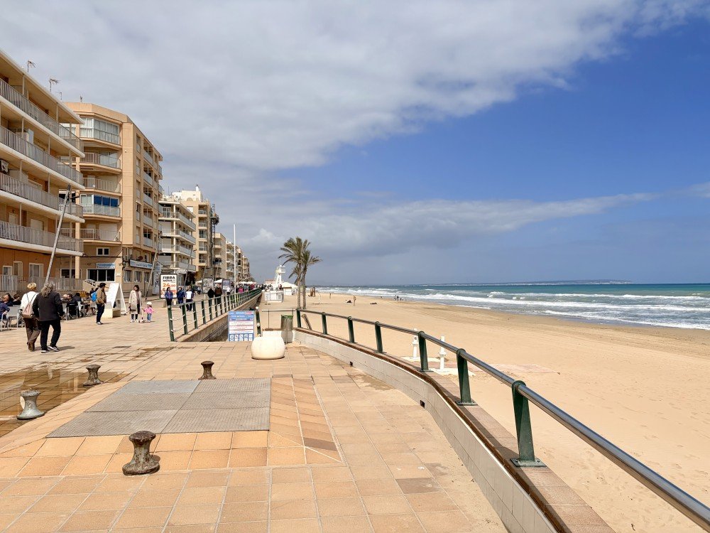 Apartment for Sale in Guardamar del Segura, Alicante