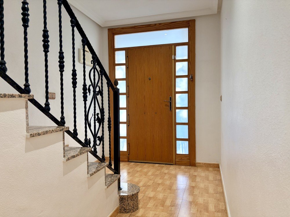 Town House for Sale in Formentera del Segura, Alicante