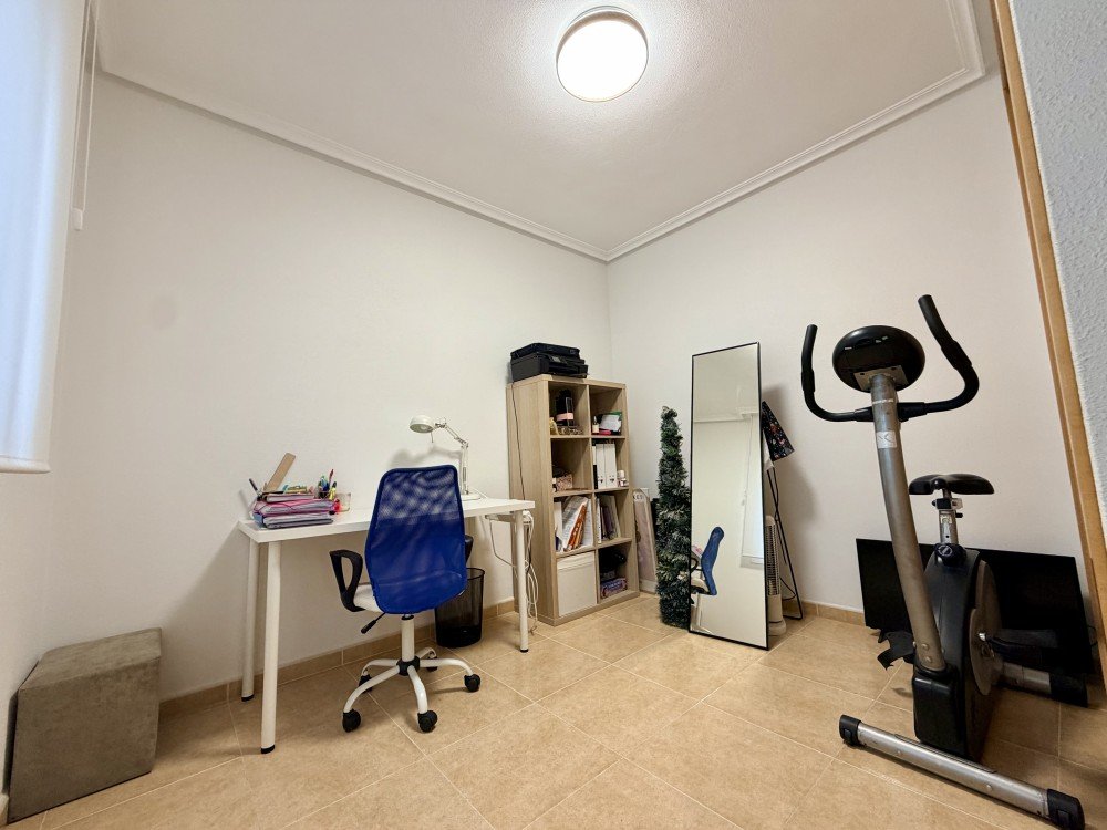 Apartment for Sale in Dolores, Alicante