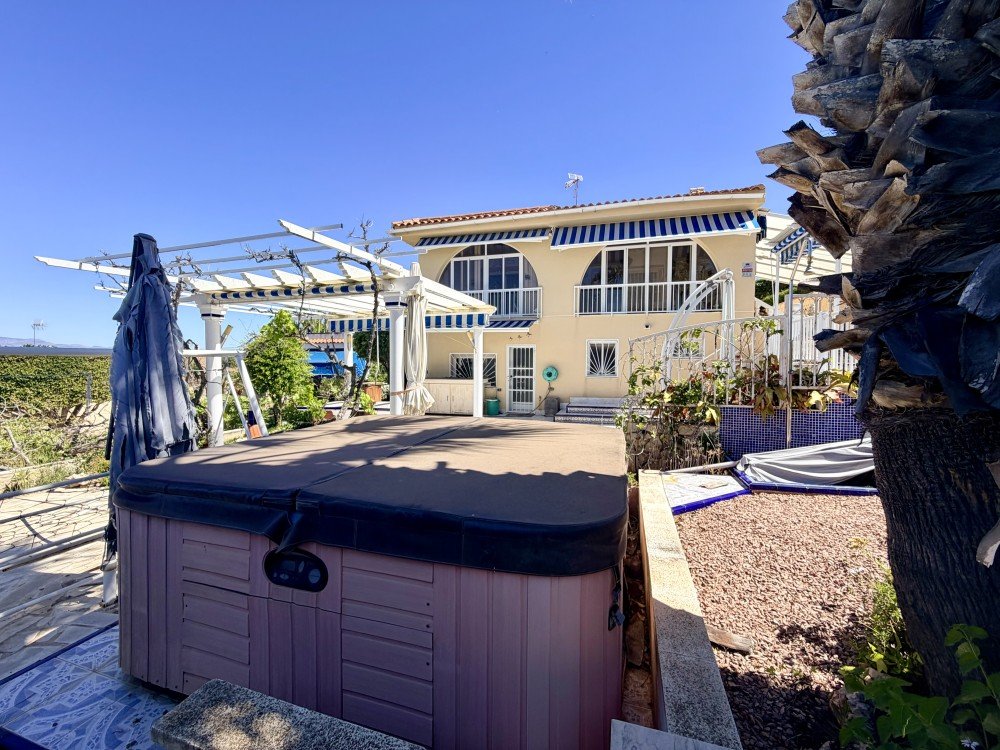 Villa for Sale in Ciudad Quesada, Alicante