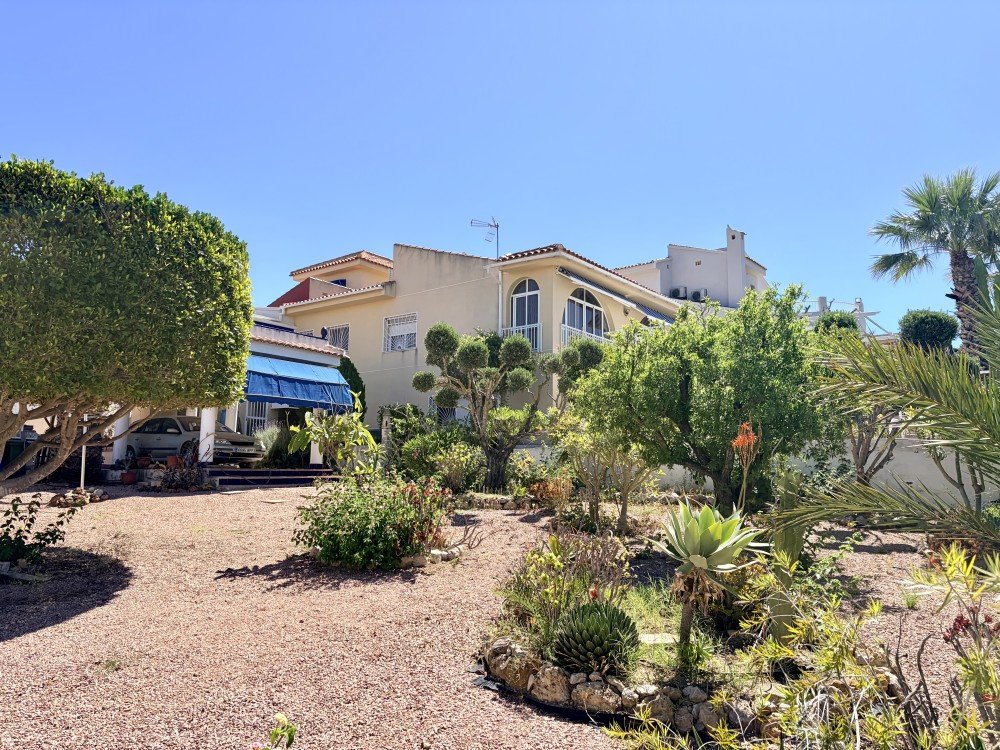 Villa for Sale in Ciudad Quesada, Alicante