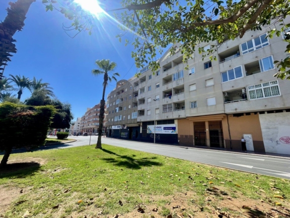 Penthouse for Sale in Torrevieja, Alicante