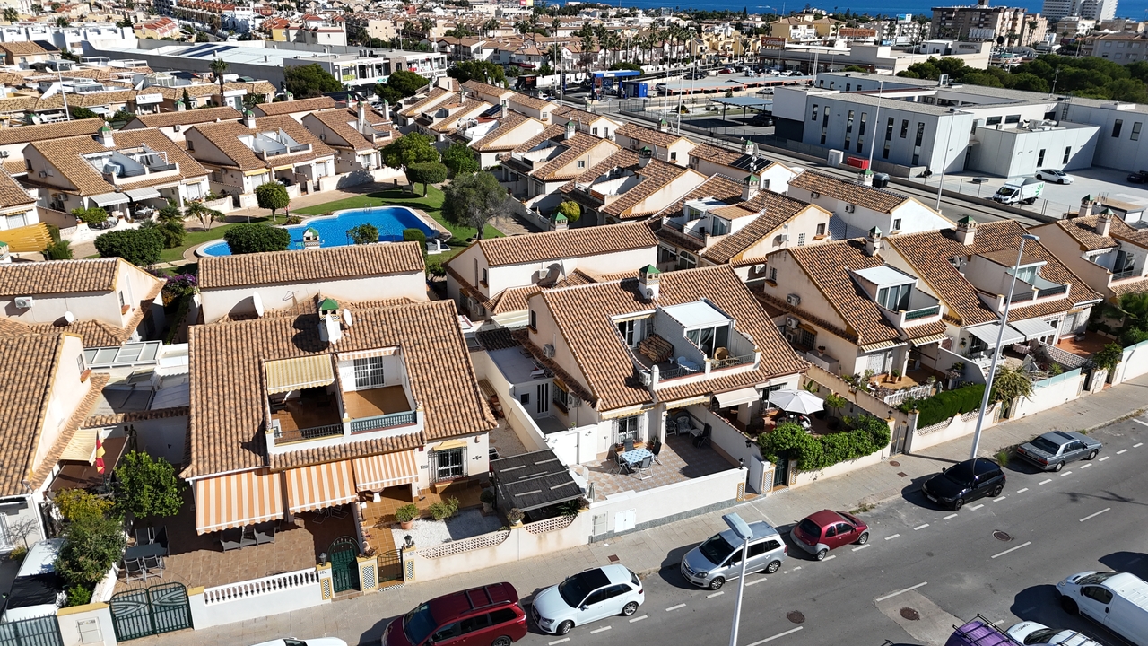 Bungalow for Sale in La Zenia, Alicante