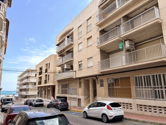 Apartment for Sale in Guardamar del Segura, Alicante