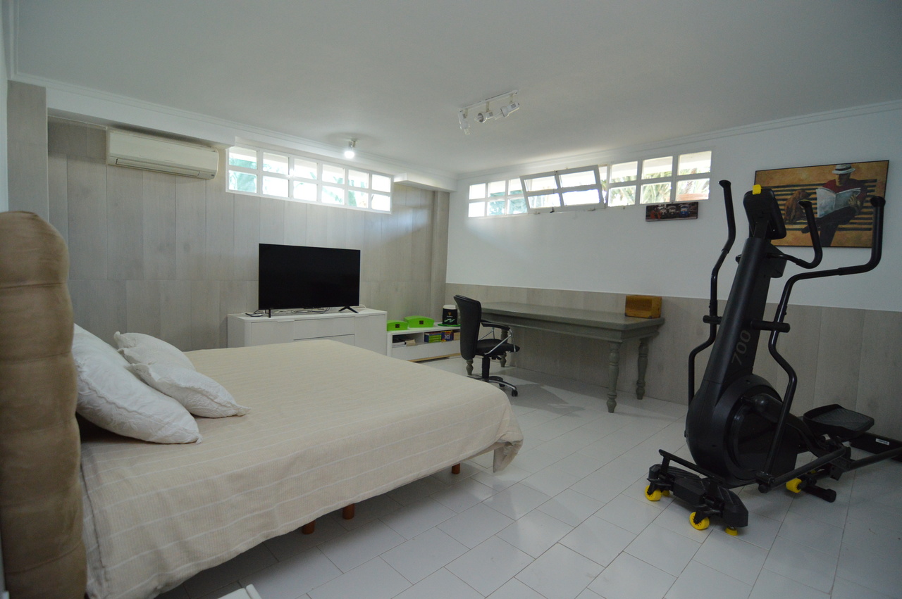 Villa for Sale in Torrevieja, Alicante
