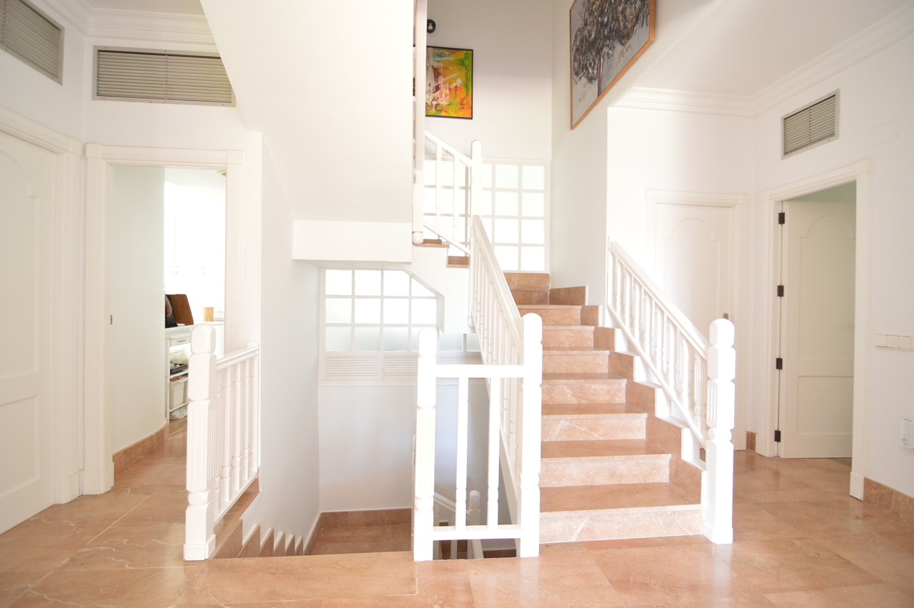 Villa for Sale in Torrevieja, Alicante