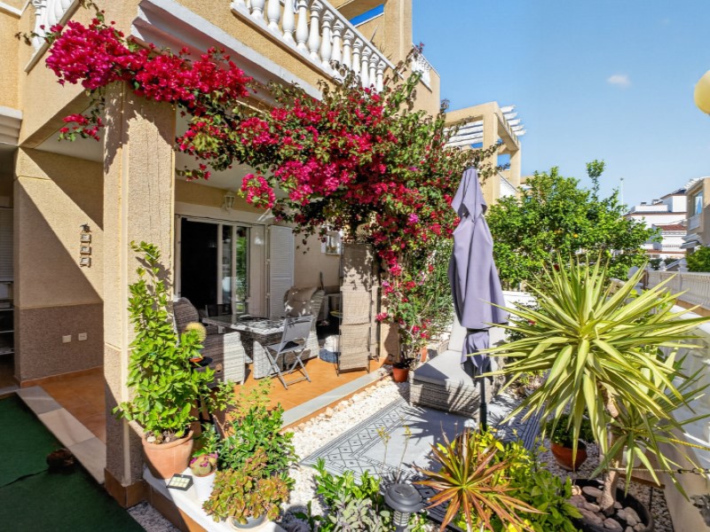 Bungalow for Sale in Orihuela, Alicante