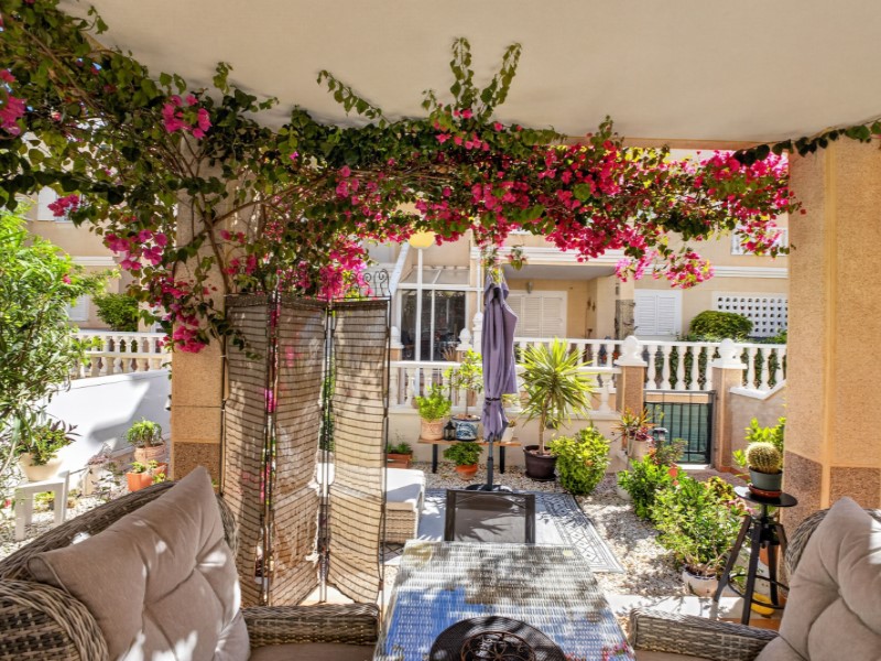 Bungalow for Sale in Orihuela, Alicante