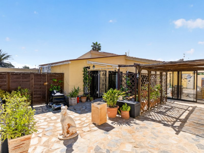 Villa for Sale in Torrevieja, Alicante