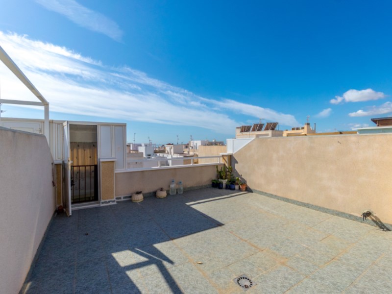 Penthouse Penthouse for Sale in Torrevieja, Alicante