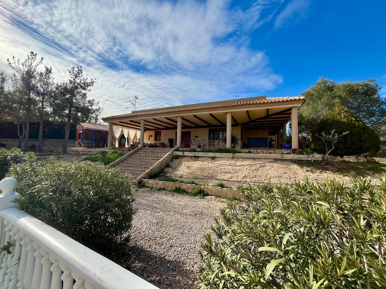 Villa for Sale in El Esparragal, Murcia