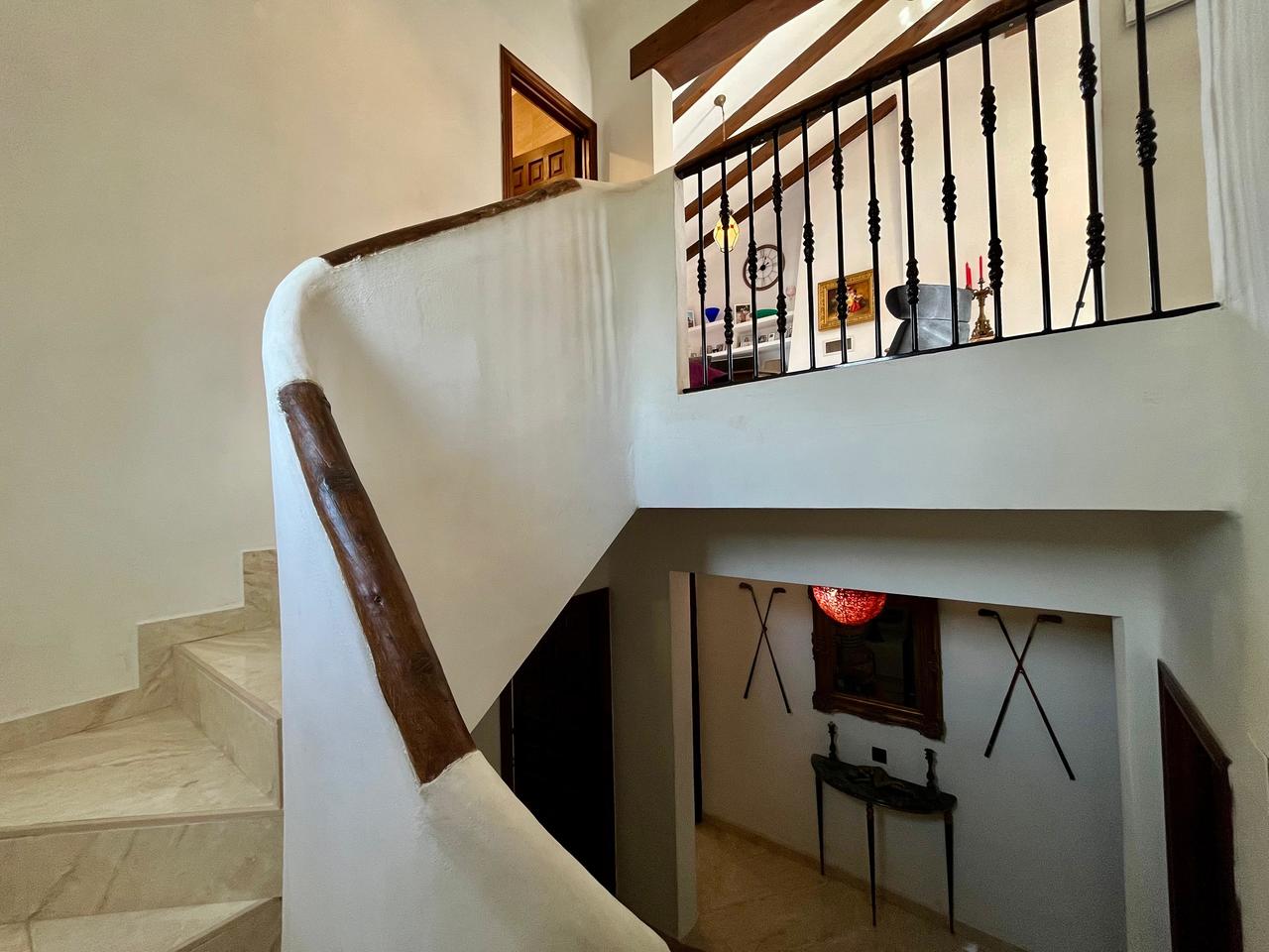 Villa for Sale in Villamartin, Alicante