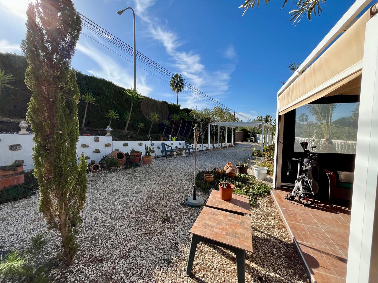 Villa for Sale in Villamartin, Alicante