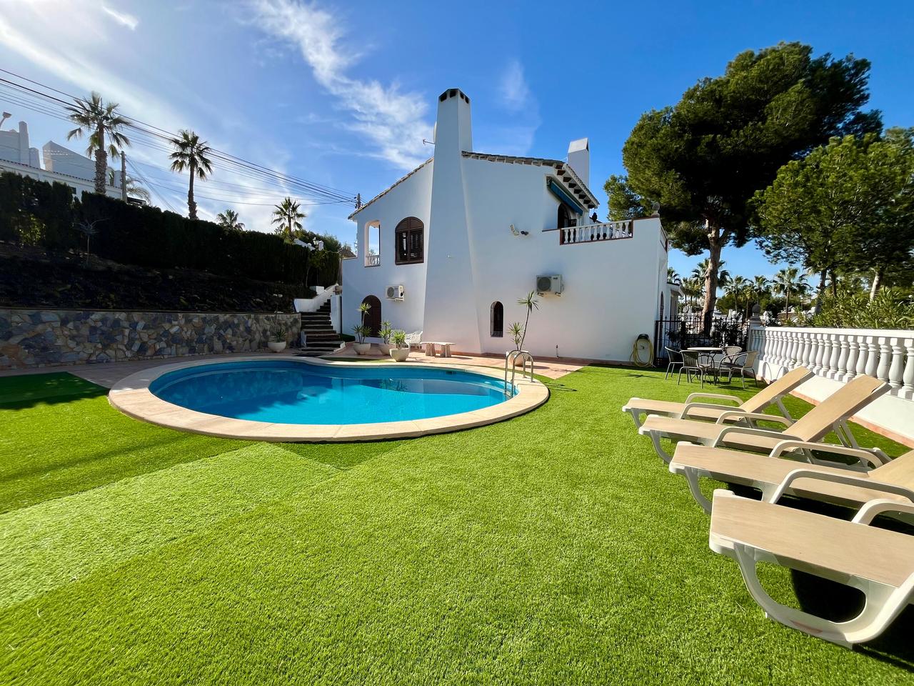 Villa for Sale in Villamartin, Alicante