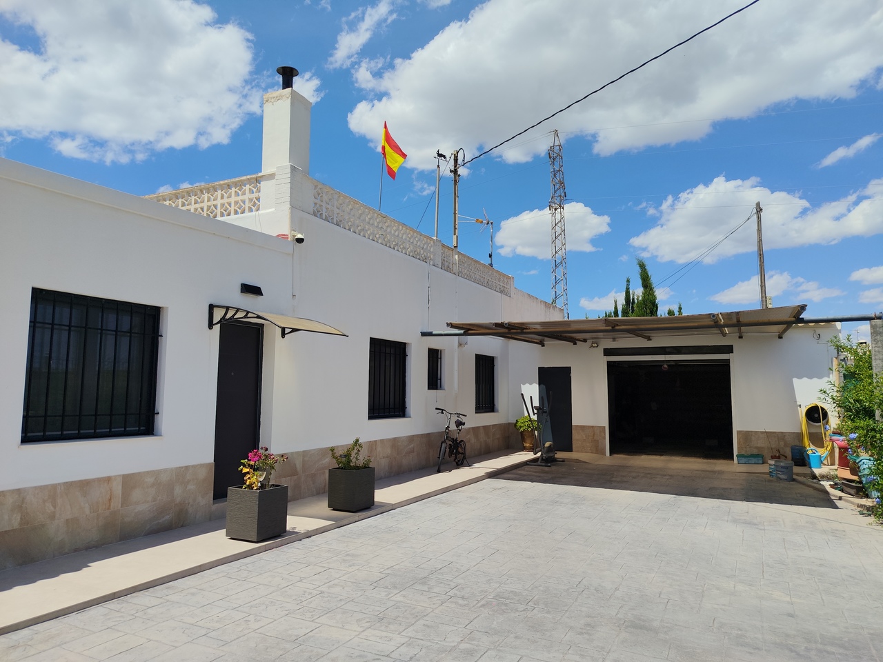 Villa for Sale in Los Montesinos, Alicante