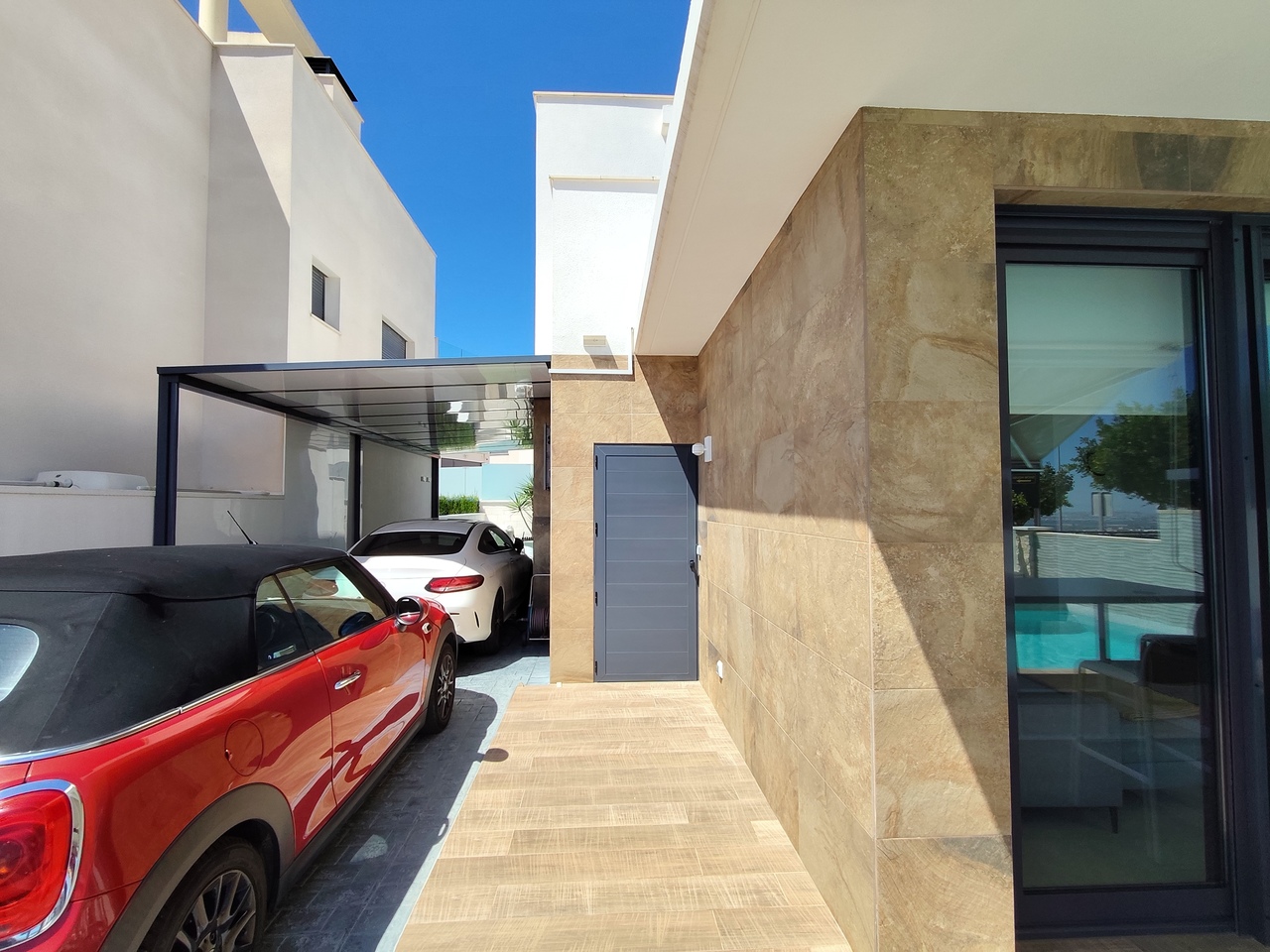 Villa for Sale in San Miguel de Salinas, Alicante