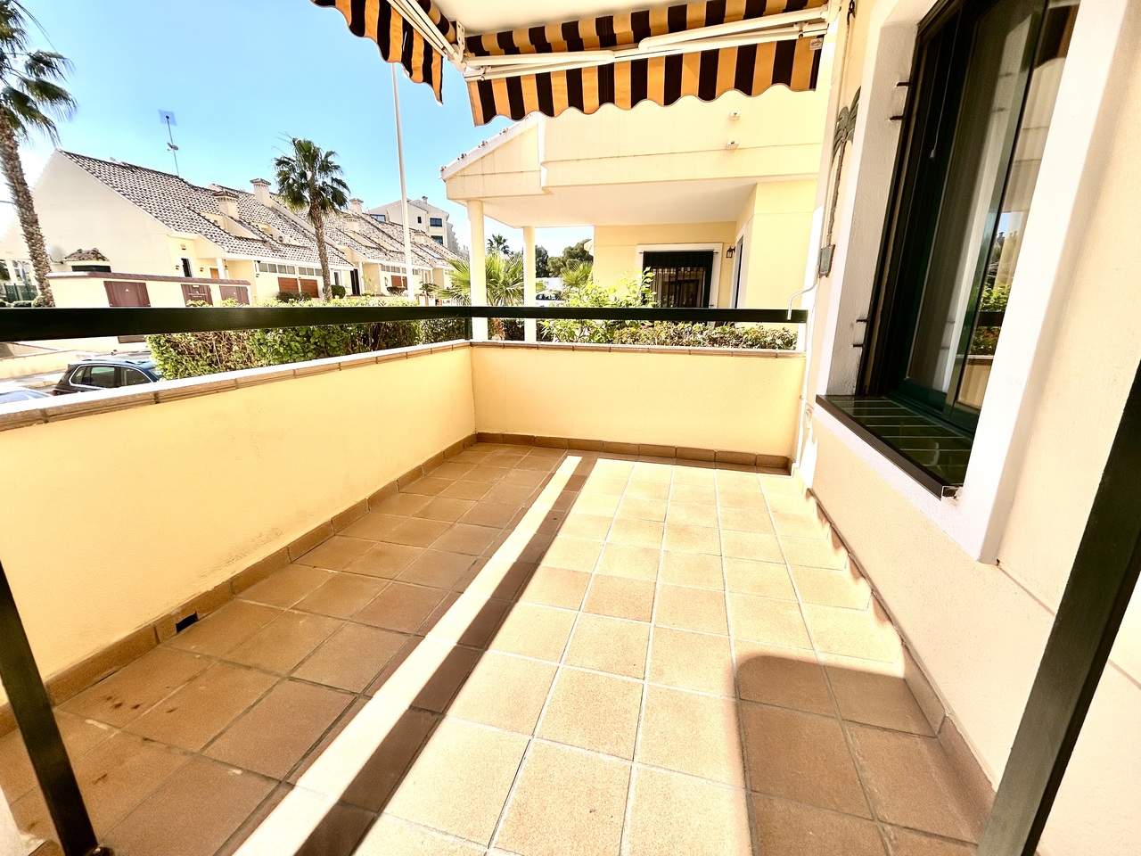 Apartment for Sale in Villamartin, Alicante