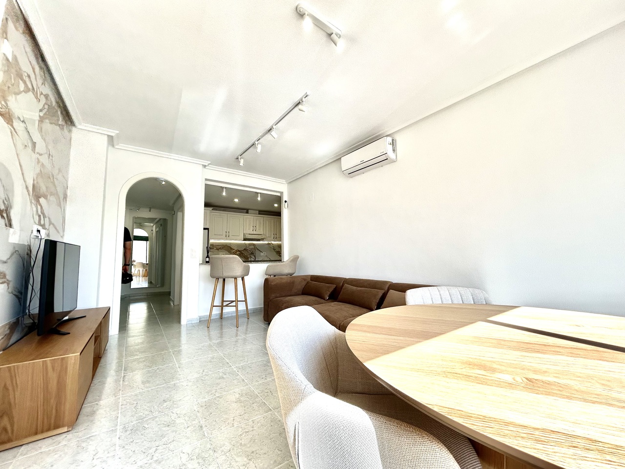 Apartment for Sale in Villamartin, Alicante