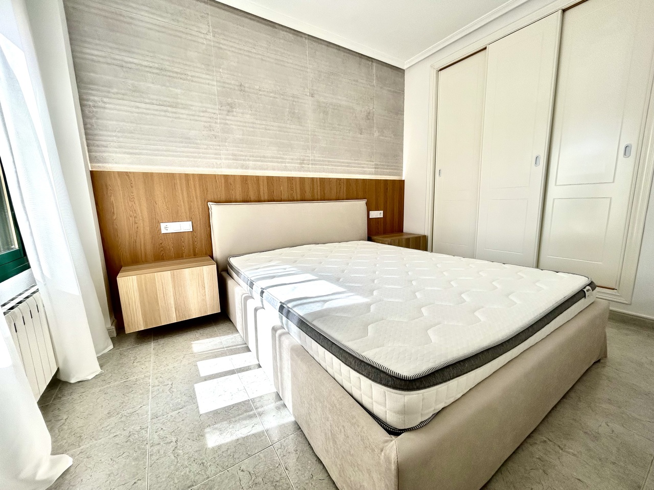 Apartment for Sale in Villamartin, Alicante
