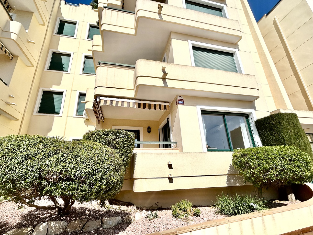 Apartment for Sale in Villamartin, Alicante