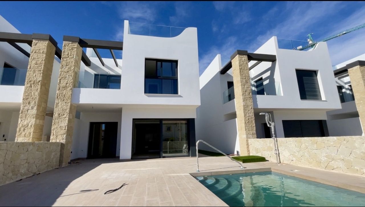 Apartment for Sale in Pilar de La Horadada, Alicante