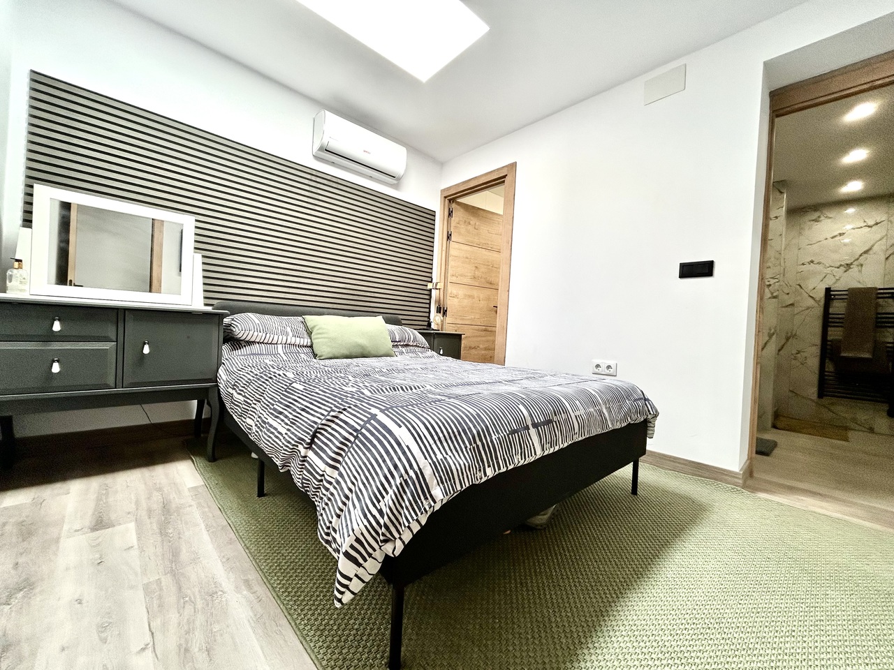 Town House for Sale in San Miguel de Salinas, Alicante