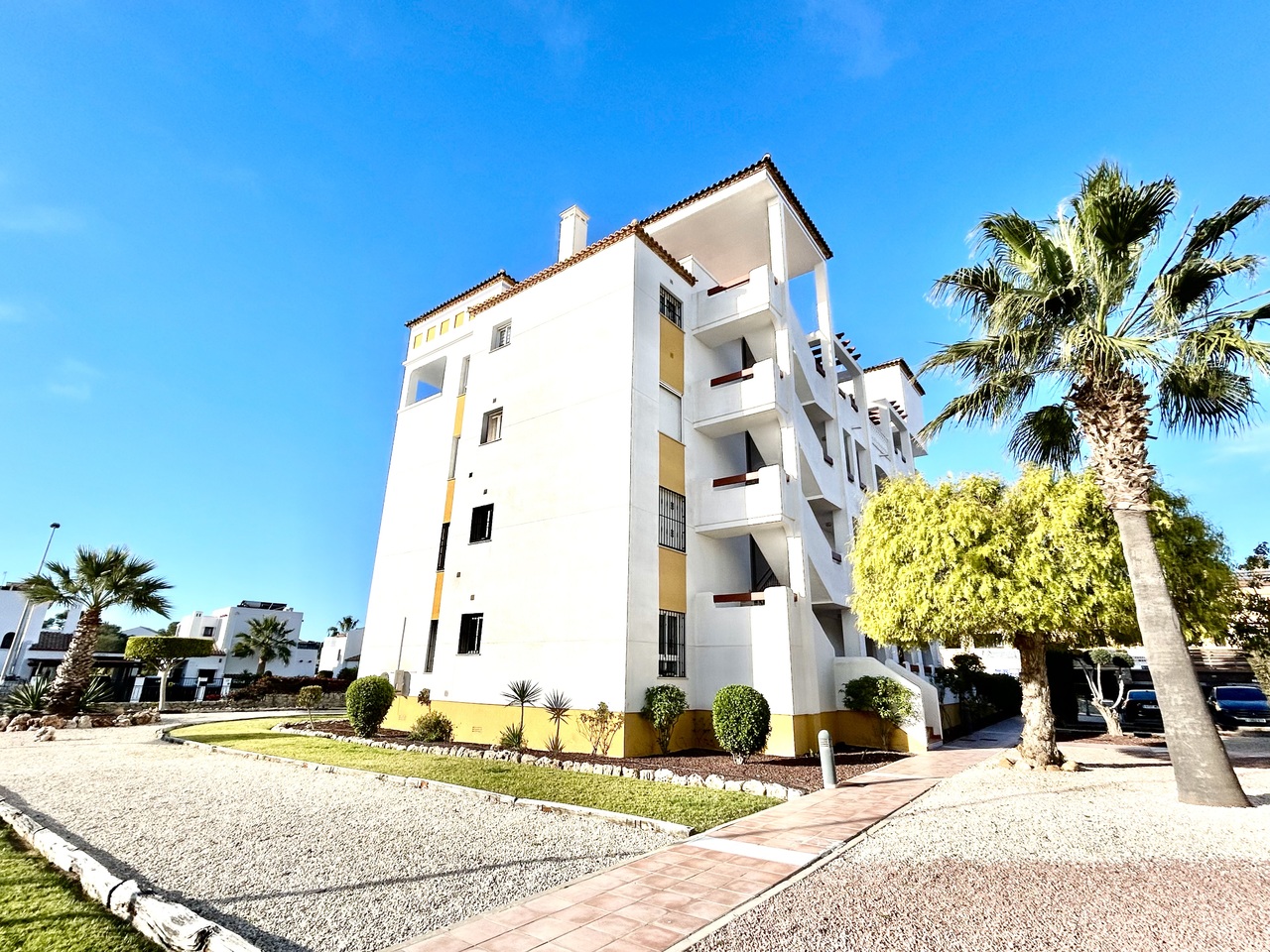 Apartment for Sale in Villamartin, Alicante