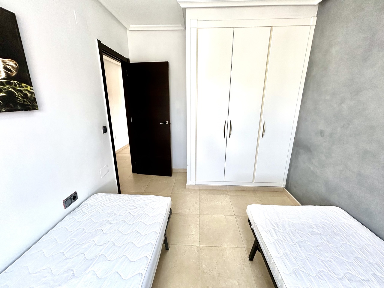 Apartment for Sale in Villamartin, Alicante