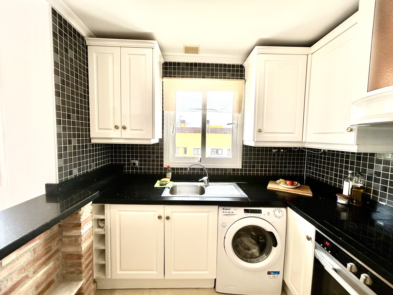 Apartment for Sale in Villamartin, Alicante