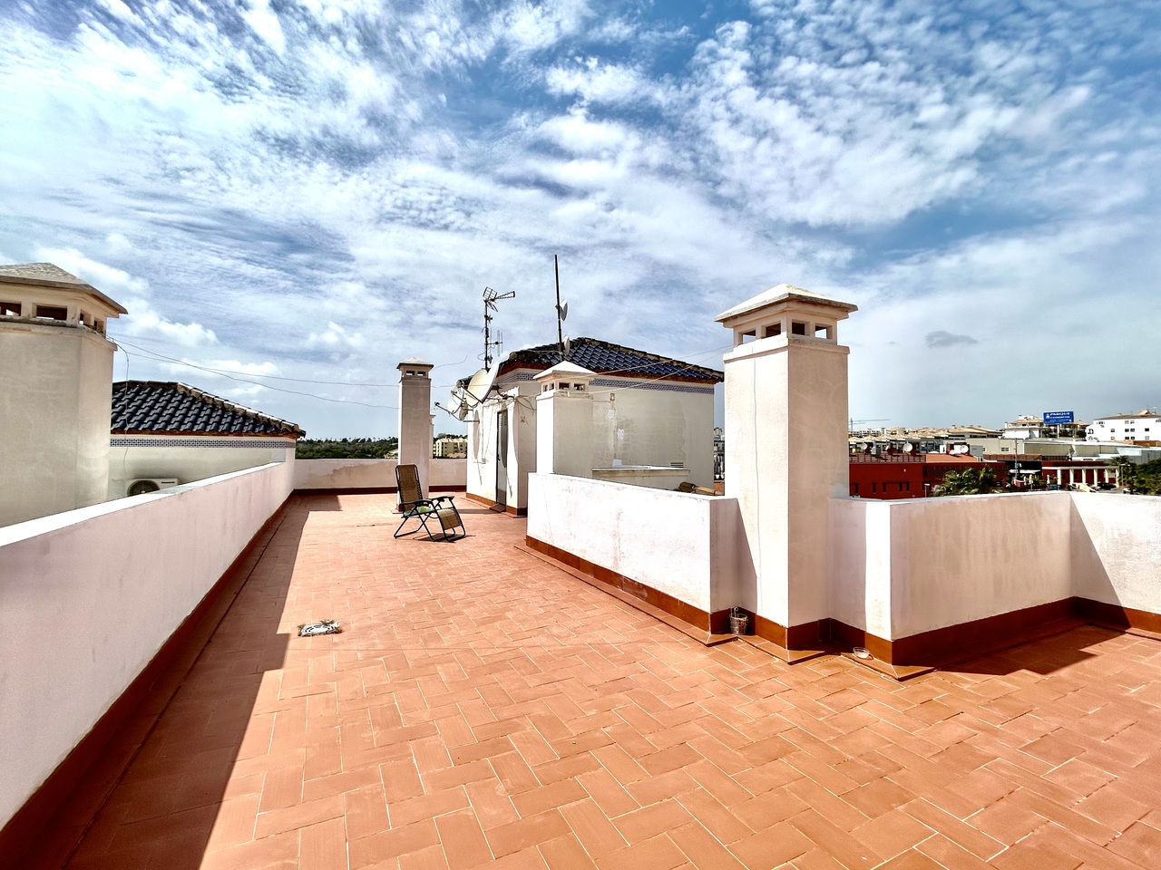 Apartment for Sale in Villamartin, Alicante