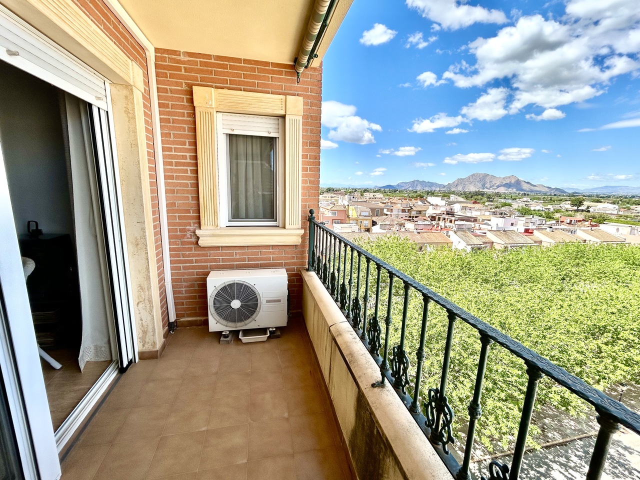 Apartment for Sale in Almoradi, Alicante